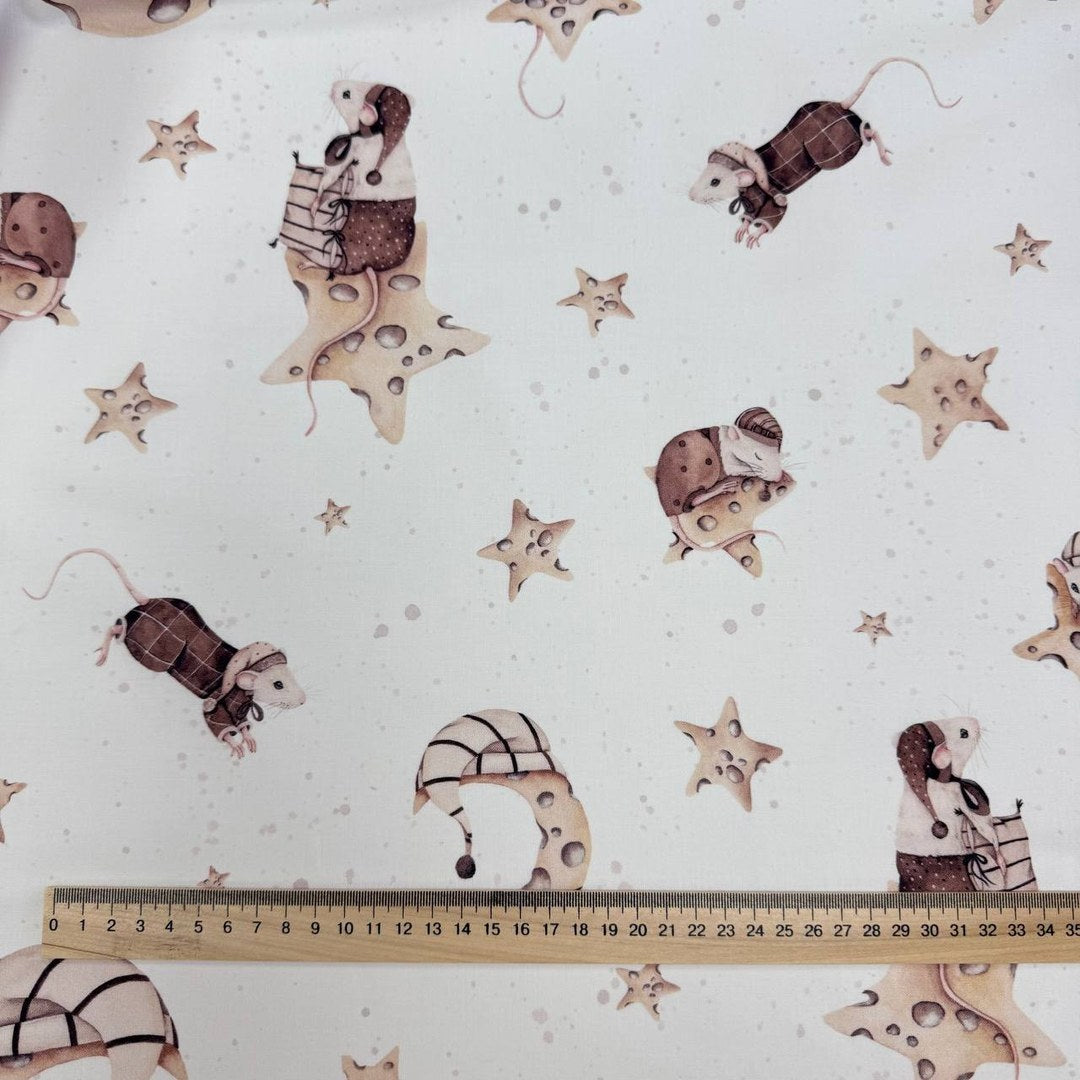 Premium Cotton Fabric - Mouse with Cheese