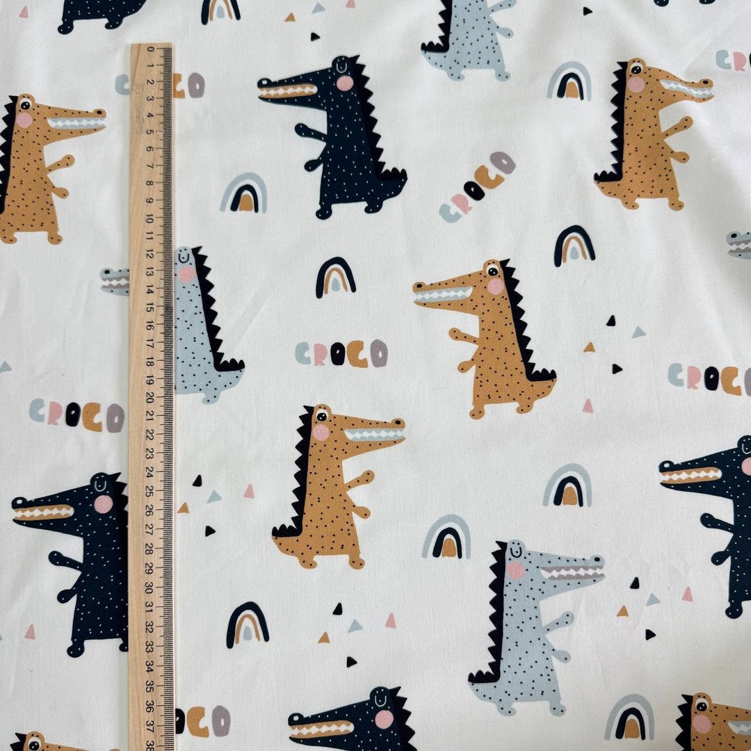 Polish cotton colored crocodiles