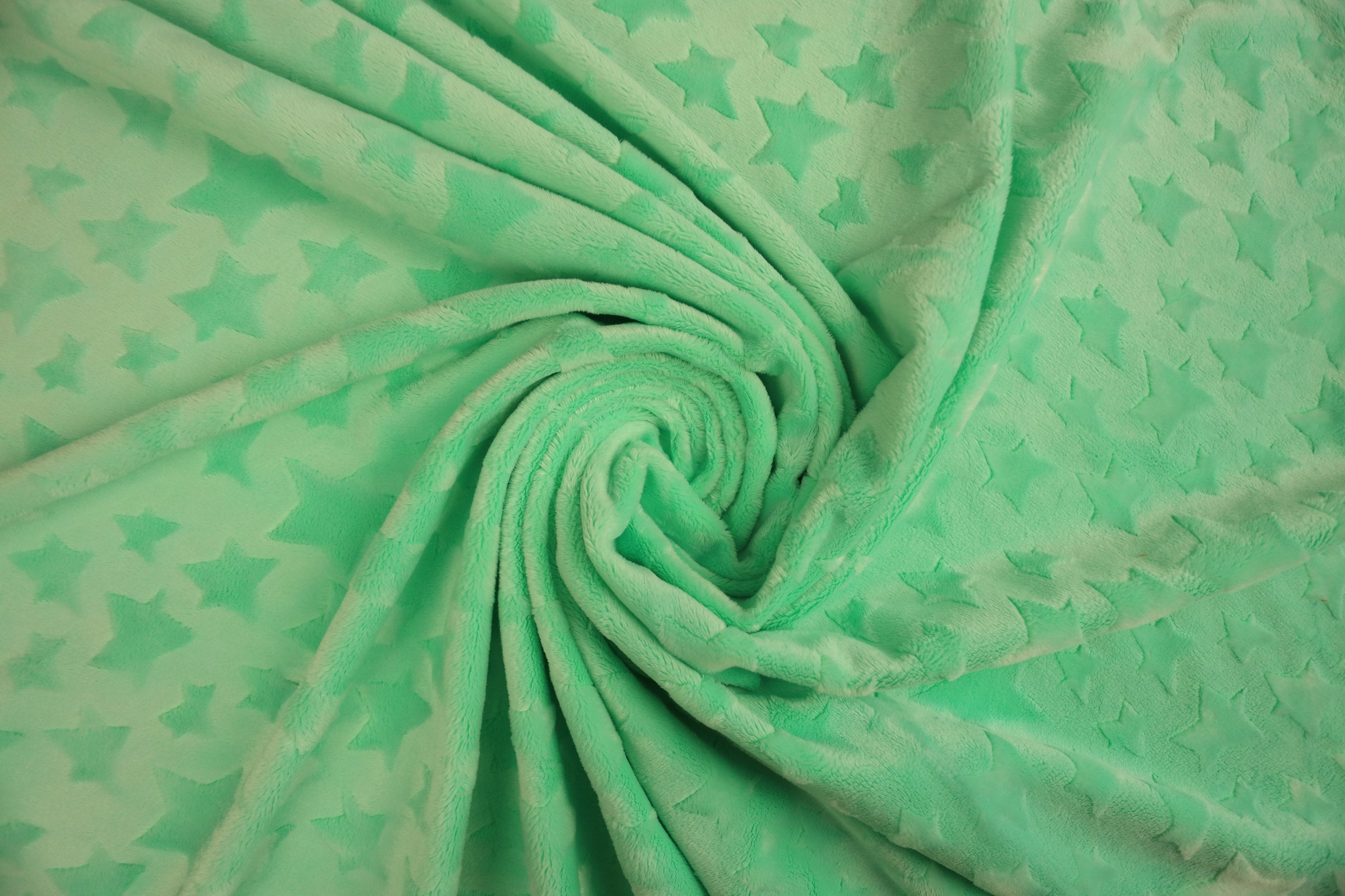 80*100 cm Plush Mint with a convex star