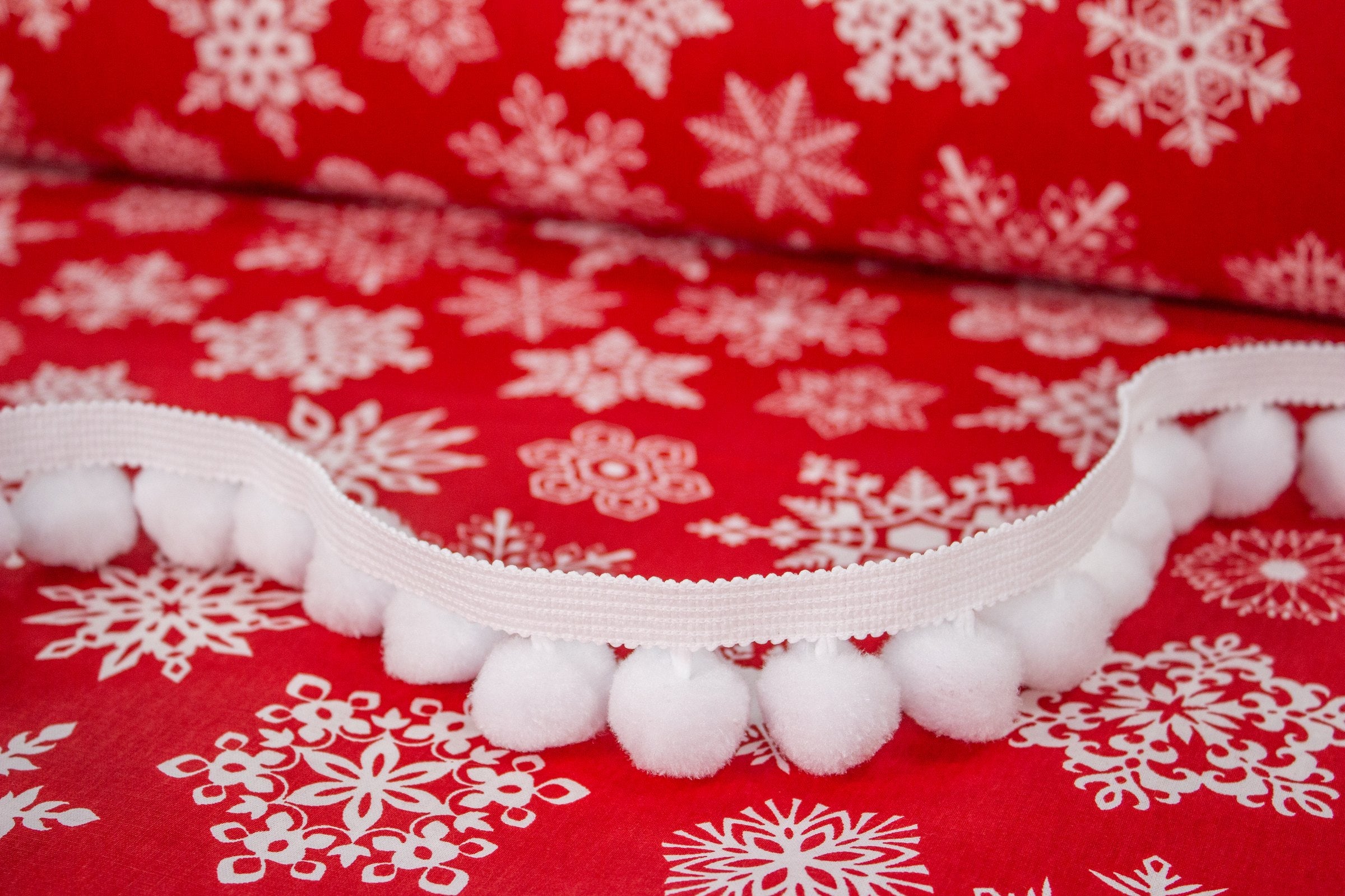 Snowflakes on a red background Turkey 2.40 m width