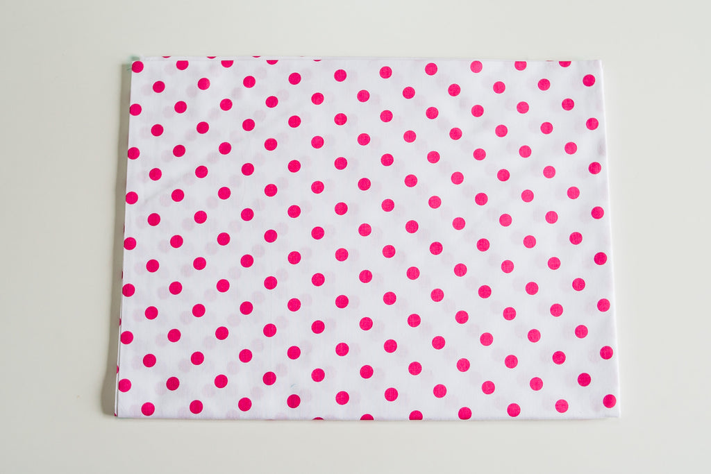 Regular Cotton Fabric - Pink Polka Dots 1Sm On White