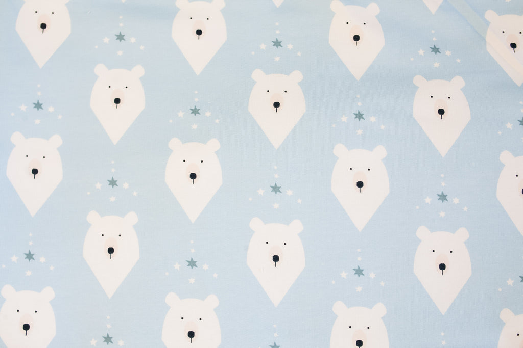 Two-thread mouse on blue