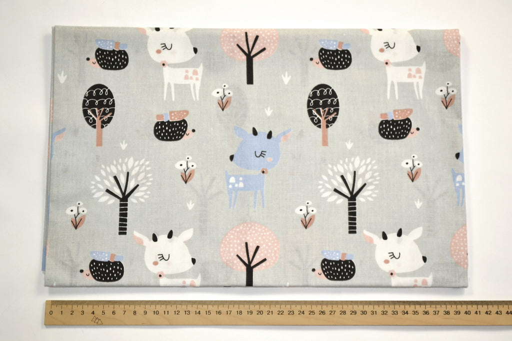 Regular Cotton Fabric - Fawns And Hedgehogs V Forest On Light Gray