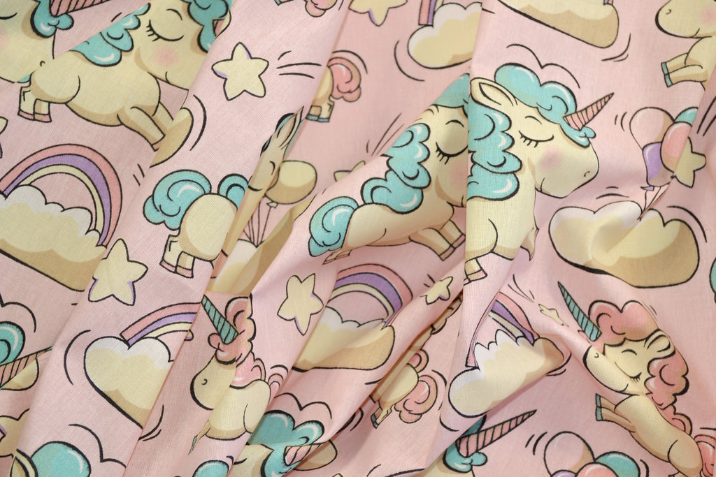 Regular Cotton Fabric - Unicorns V Nebe On Pink