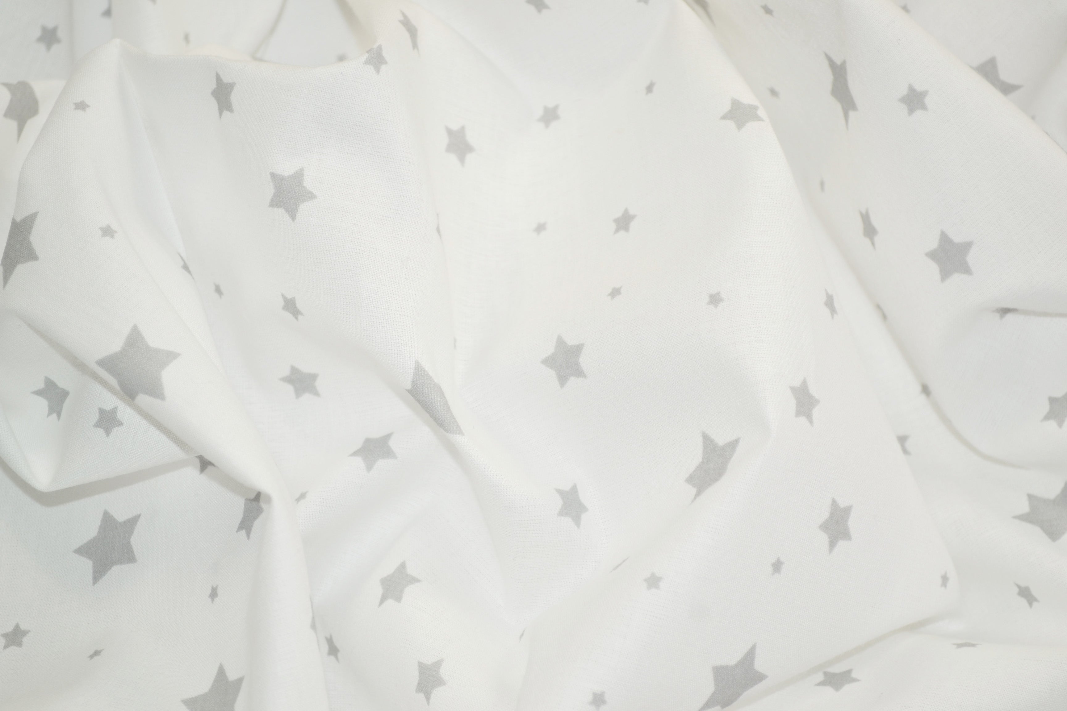 Regular Cotton Fabric - Gray Melkye Stars On White