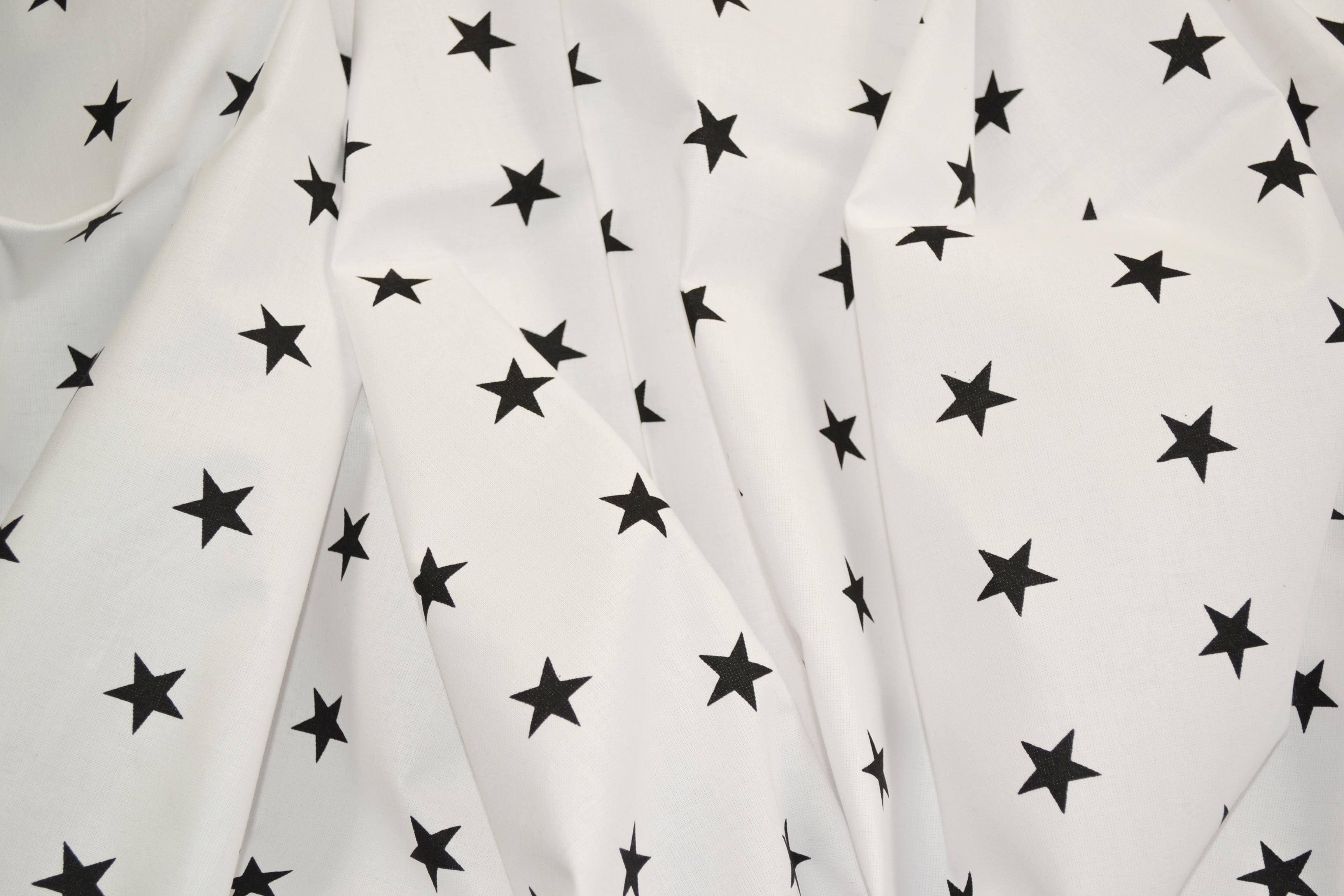 Regular Cotton Fabric - Black Stars On White