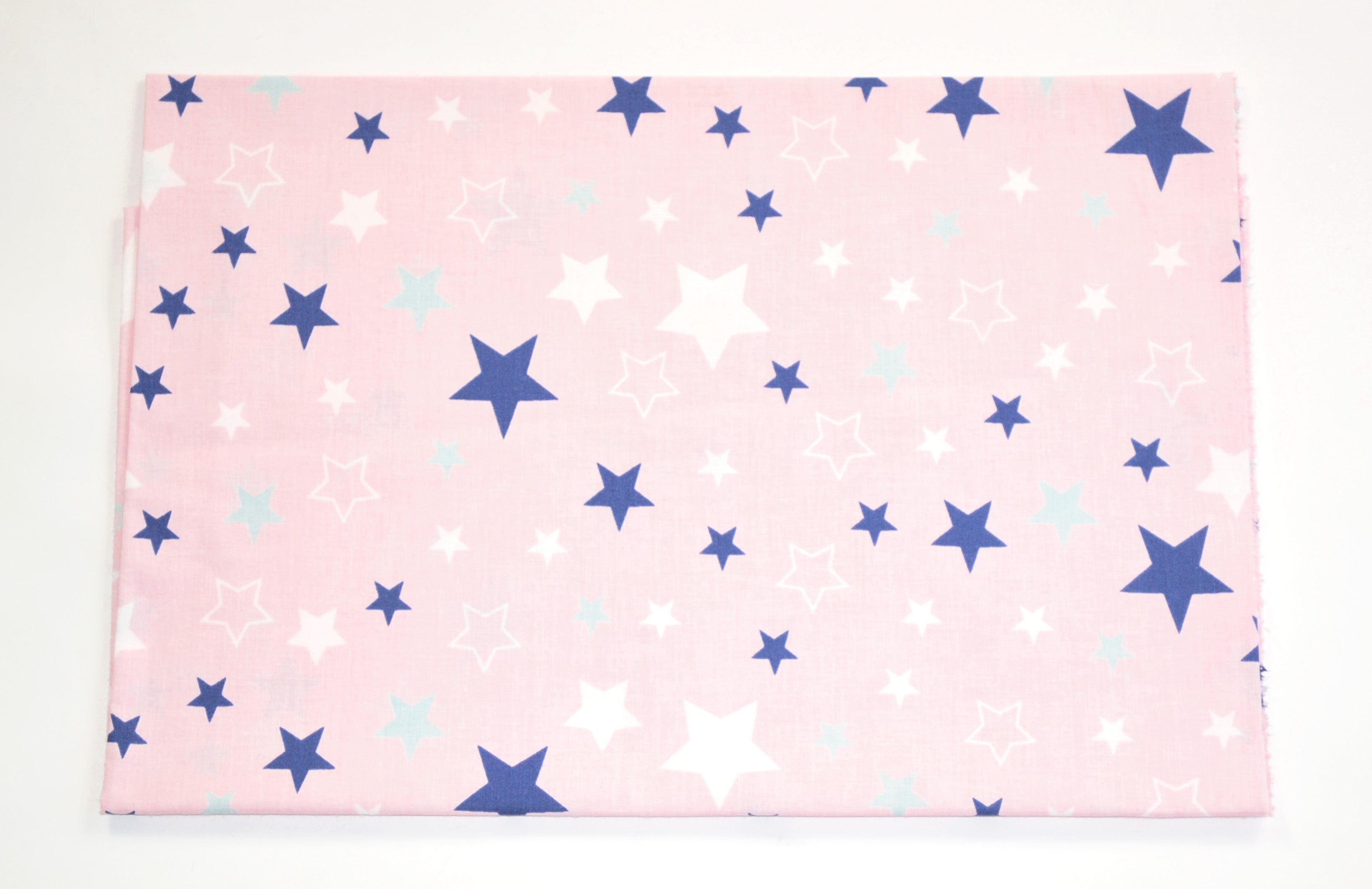Regular Cotton Fabric - Blue And White Stars Na Svetlo Rozovom