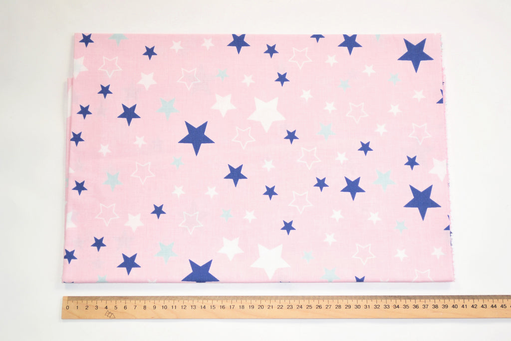 Regular Cotton Fabric - Blue And White Stars Na Svetlo Rozovom