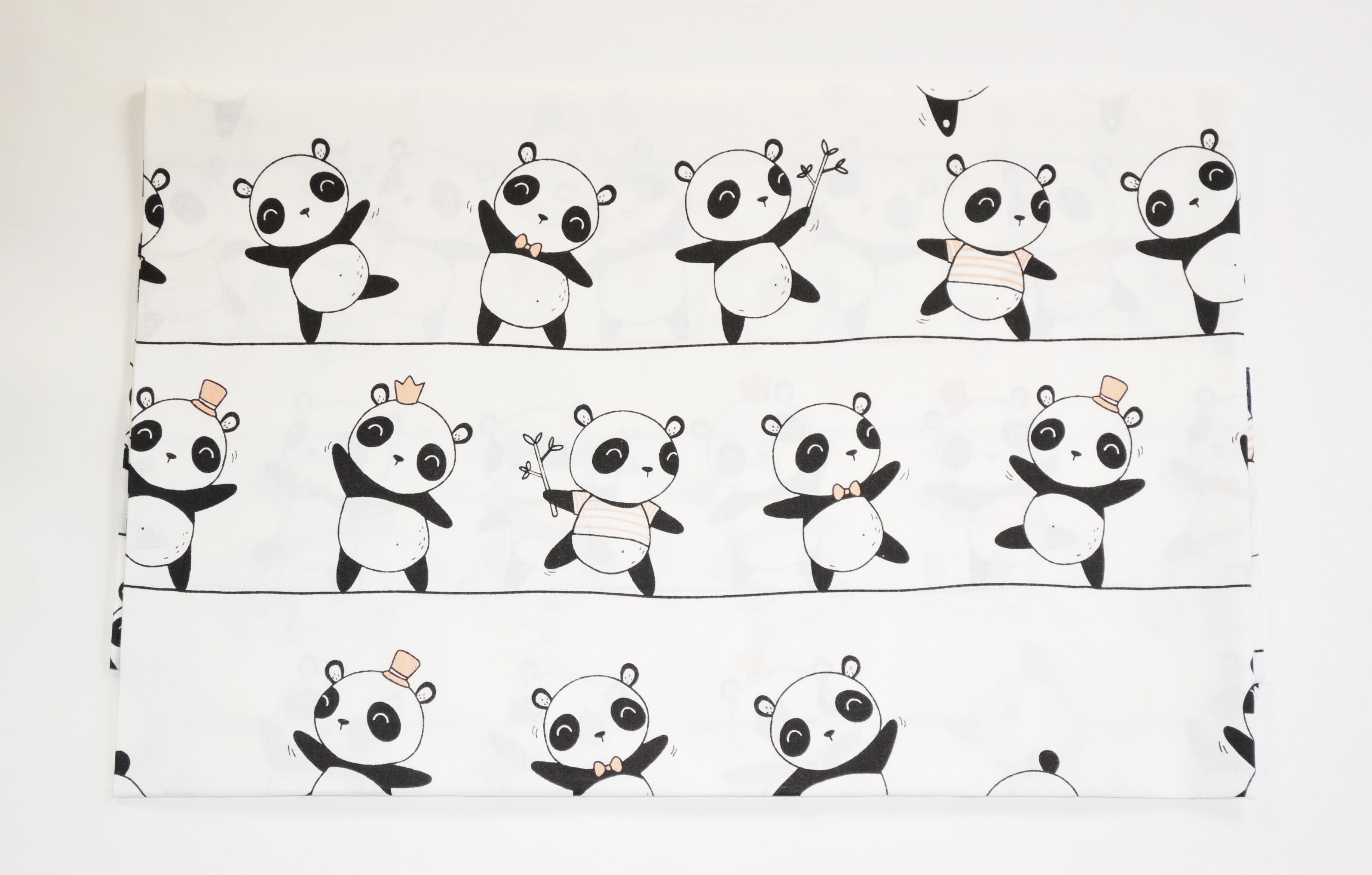 Regular Cotton Fabric - Pandas Na Rope On White