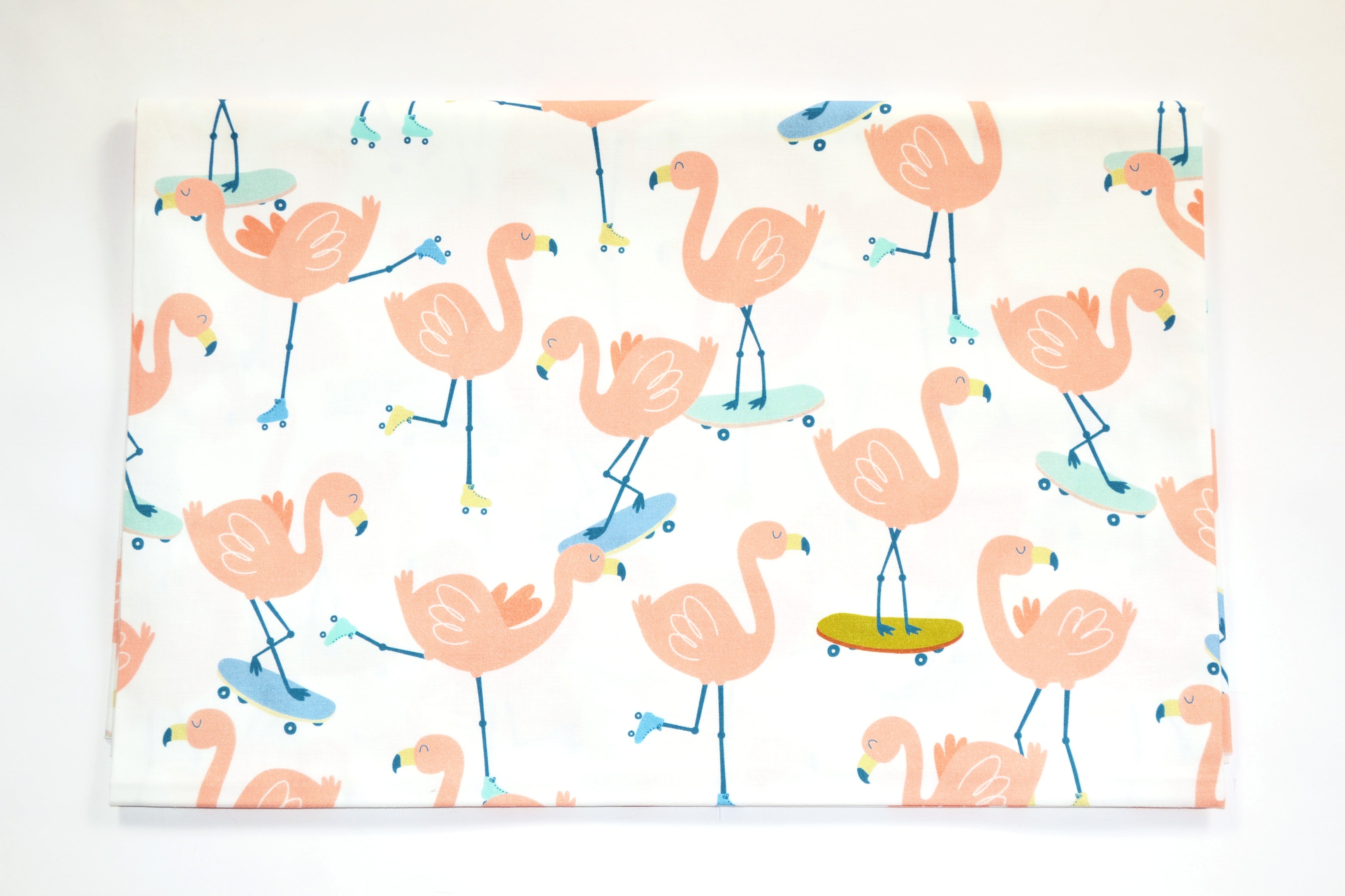 Flamingo on skateboards