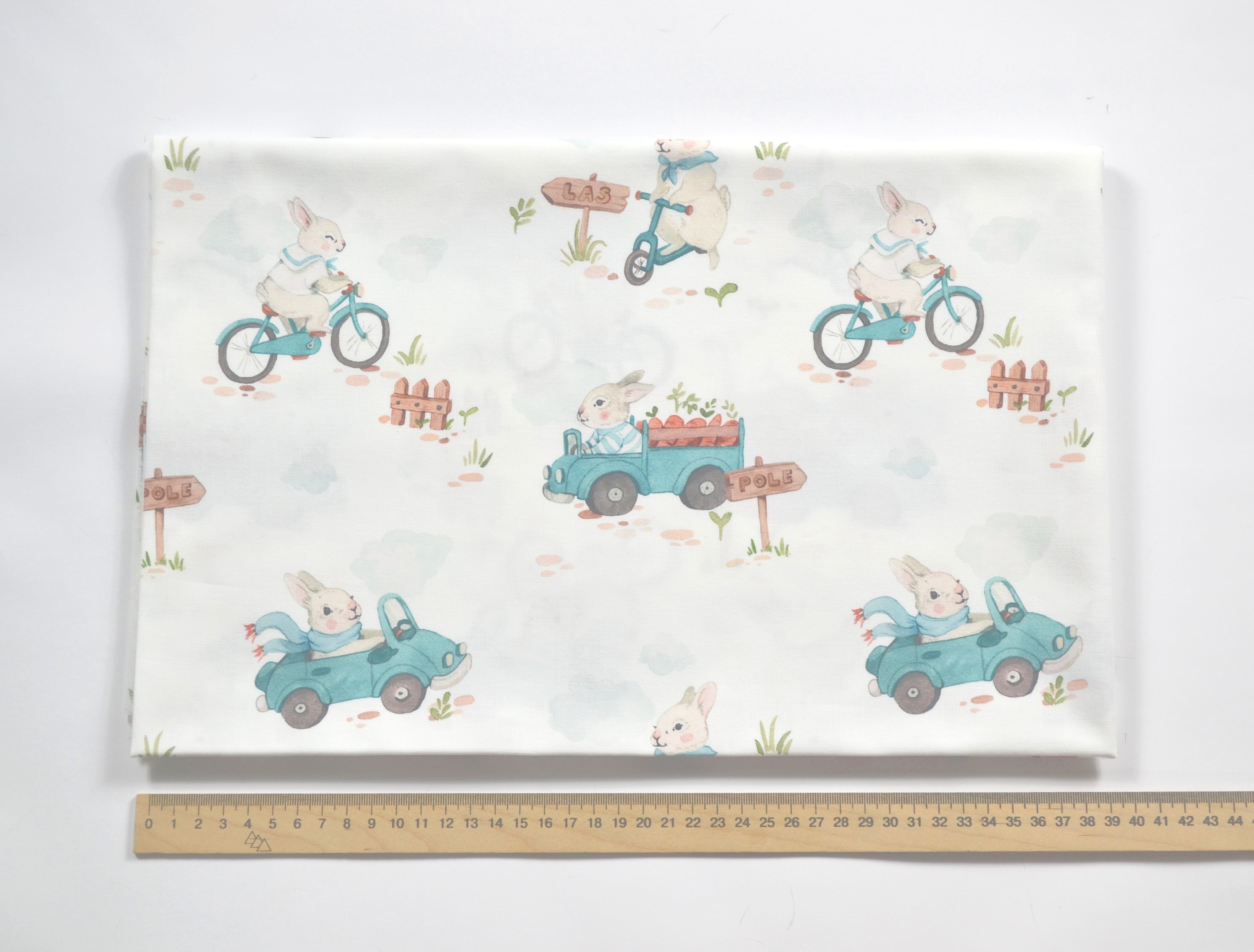 Premium Cotton Fabric - Bunny with Carrots